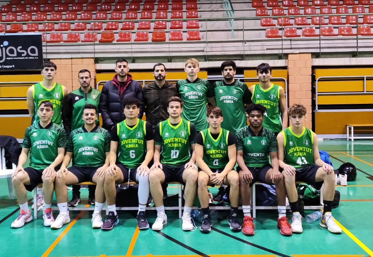 El CB Moixent se llevó la victoria en un final de infarto ante el CB Joventut Xàbia (62-71)