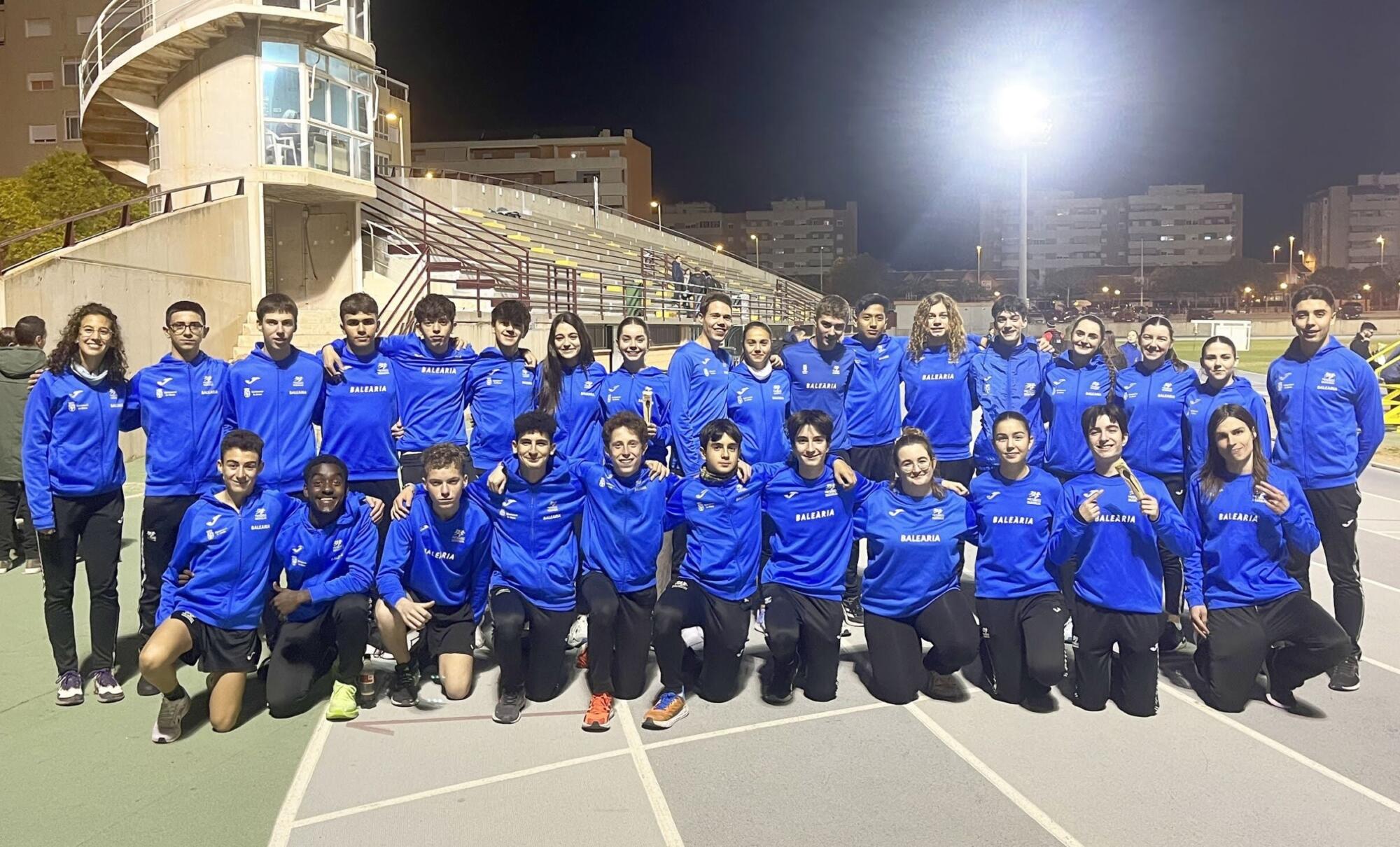 Subcampeonatos Provinciales para los atletas, Carlos González y Sofía Martínez en 800 metros