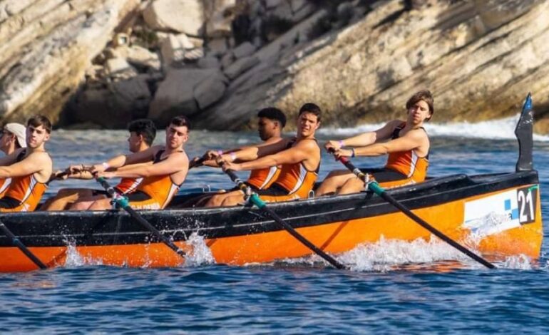 Los juveniles del Real Club Náutico Dénia vencieron la regata de remo en Benidorm