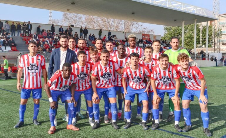 Excesivo castigo para el CD Jávea que cayó ante el Hércules (0-2)