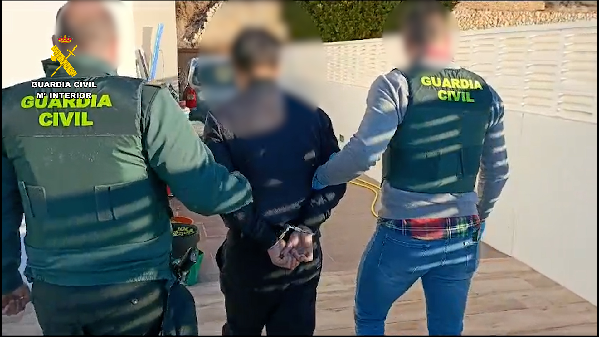 La Guardia Civil desmantela una plantación de marihuana indoor en Benissa