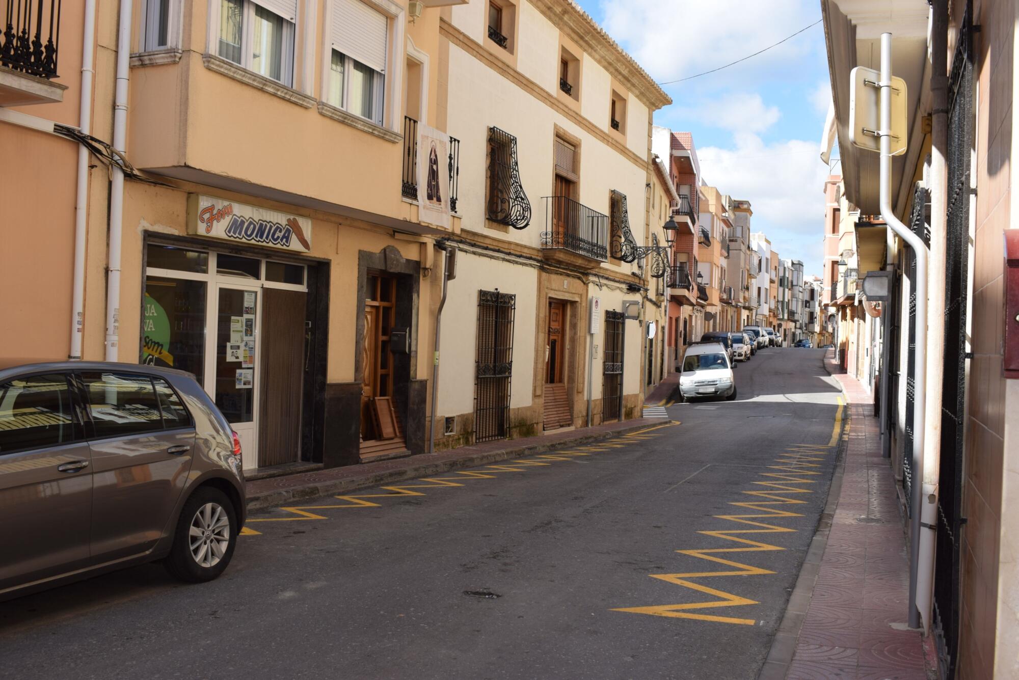 Benitatxell comienza a renovar la red de agua potable de varias calles de la población