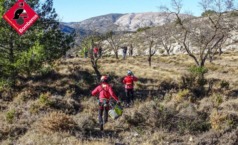 Evacuan en helicóptero a una mujer, de 79 años, lesionada en Castell de Castells